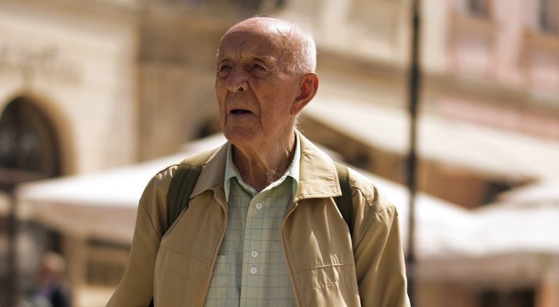 Ein Opa. (Bild: Surprising Media/ Pixabay)