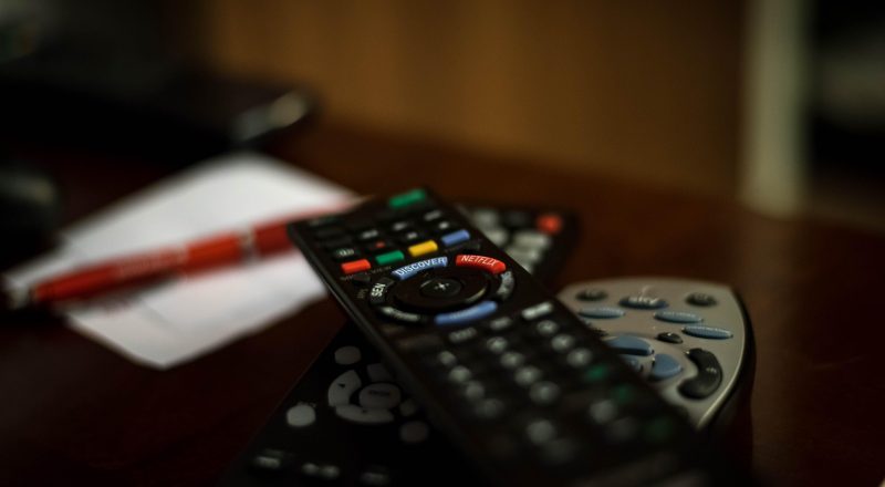 Die TV-Sender konkurrieren zunehmend auch mit Streaming-Diensten. Foto: tookapic/Pixabay